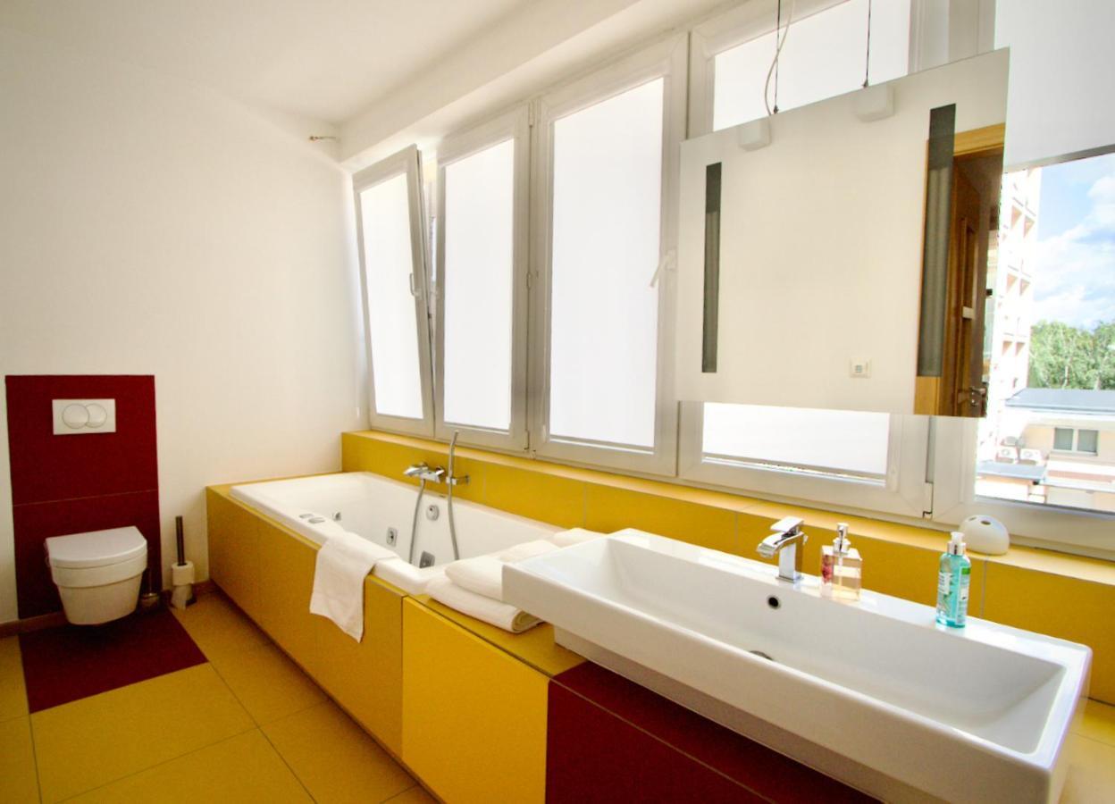 Appartement Mp Rent- Ulica Foksal 12na14-90m ,serce Warszawy, Nowy Swiat Tuz Przy Starowce Warschau